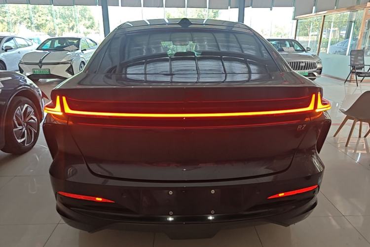 Used Rising R7 2022 Flagship Advanced Edition Rear