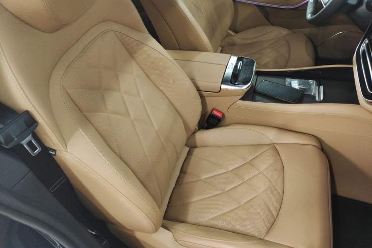 Used Rising R7 2022 Standard Advanced Version Right Front Seat