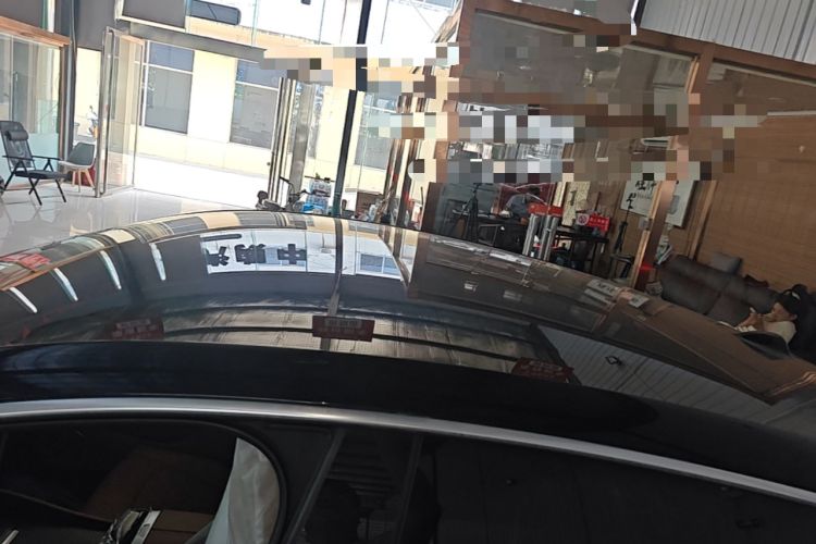 Used Rising R7 2022 Flagship Advanced Edition Roof