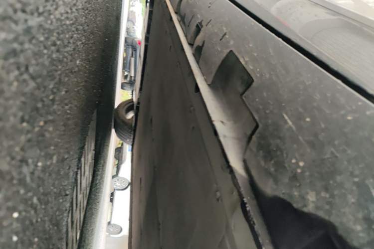 Used Rising R7 2022 Long-Range Advanced Edition Chassis Rear Left
