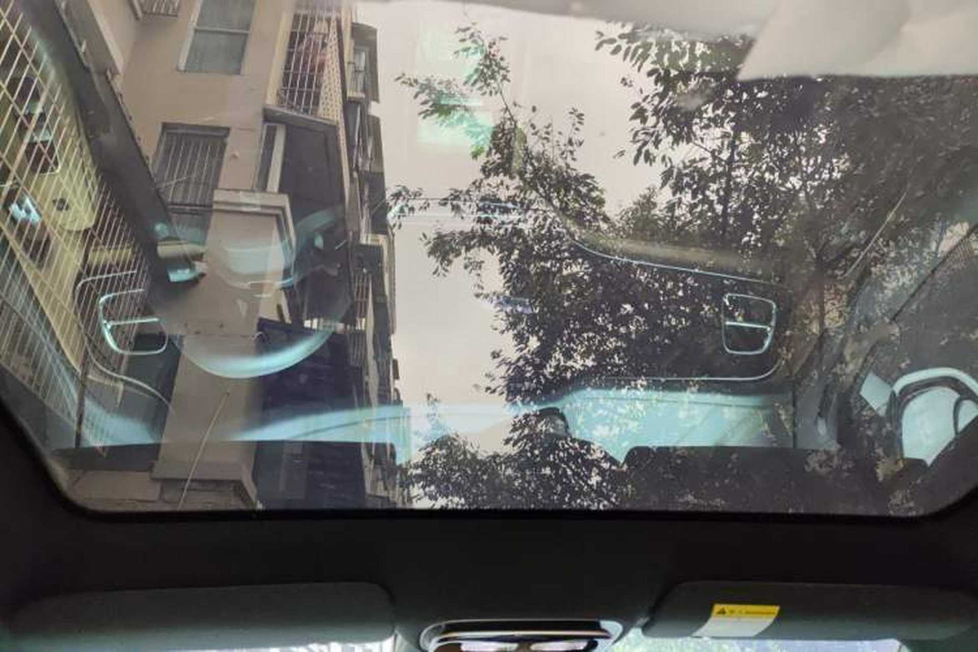 Used Rising R7 2022 Long-Range Advanced Edition Headliner