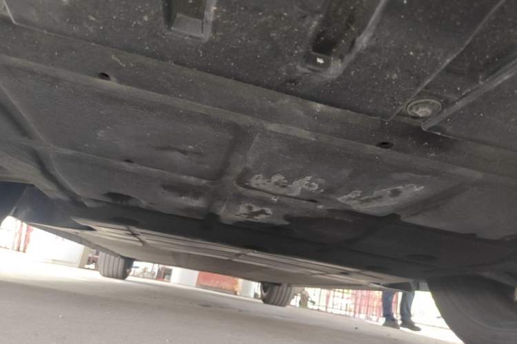 Used Rising R7 2022 Long-Range Advanced Edition Chassis Front