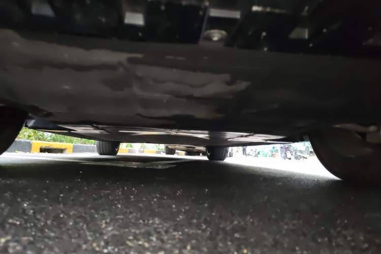 Used Rising R7 2022 Long-Range Advanced Edition Chassis Front