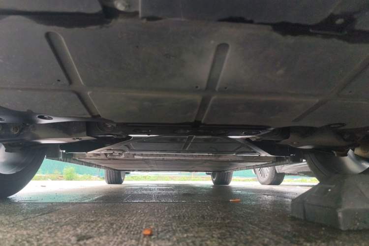 Used Rising R7 2022 Flagship Advanced Edition Chassis Rear