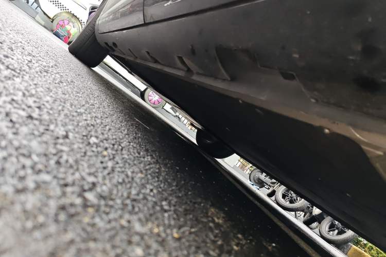 Used Rising R7 2022 Long-Range Advanced Edition Chassis Rear Left