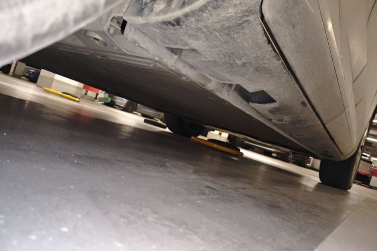 Used Rising R7 2022 Long-Range Advanced Edition Chassis Rear Right