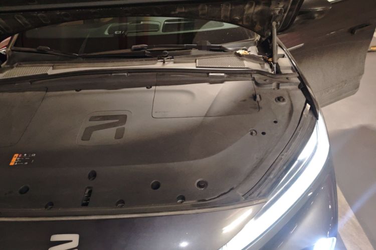 Used Rising R7 2022 Long-Range Advanced Edition Engine Bay Left