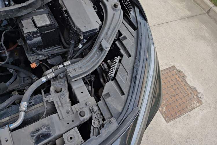 Used Rising R7 2022 Long-Range Advanced Edition Engine Bay Left