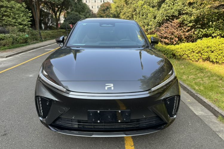 Used Rising R7 2022 Flagship Advanced Edition Exterior 1