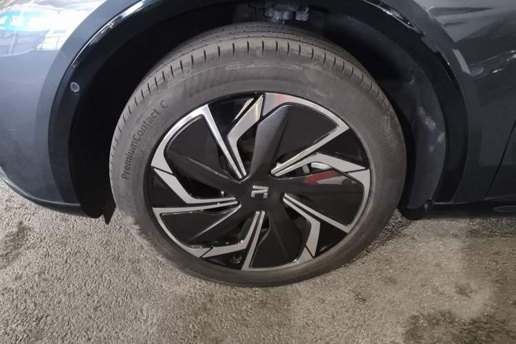 Used Rising R7 2022 Long-Range Advanced Edition Exterior 7