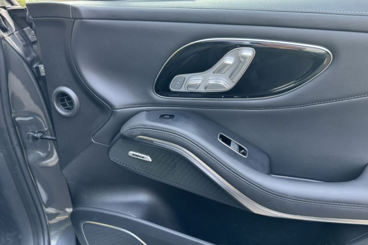 Used Rising R7 2022 Flagship Advanced Edition Interior 5