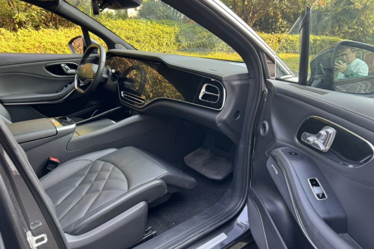 Used Rising R7 2022 Flagship Advanced Edition Interior 7