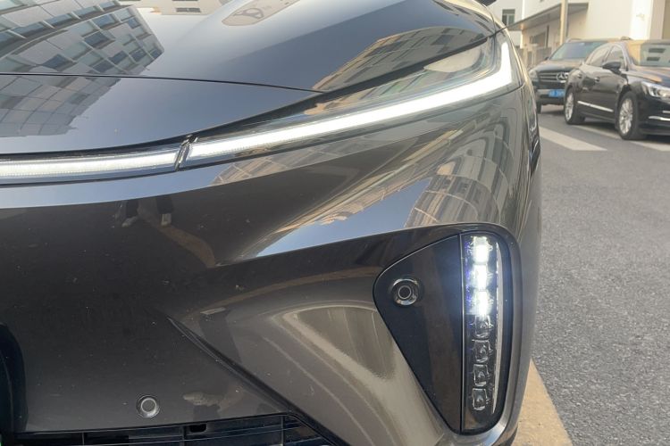 Used Rising R7 2022 Long-Range Advanced Edition Left Front Headlight