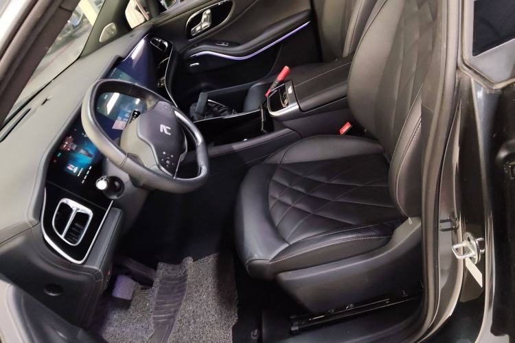 Used Rising R7 2022 Standard Advanced Version Left Front Seat