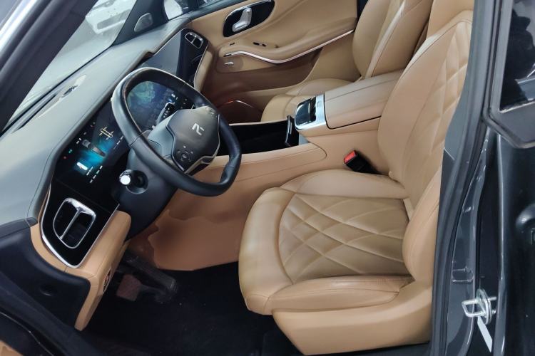 Used Rising R7 2022 Standard Advanced Version Left Front Seat