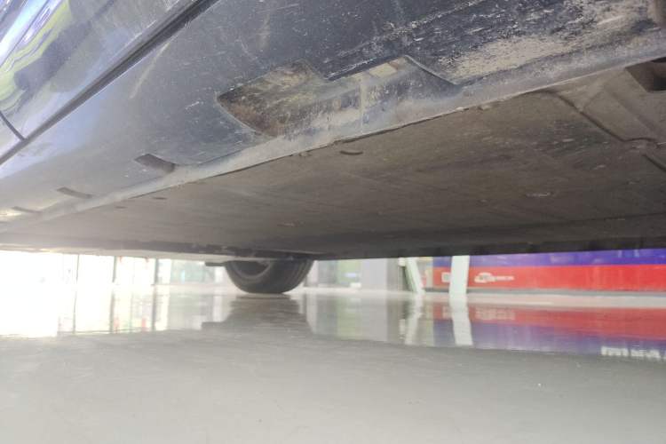 Used Rising R7 2022 Standard Advanced Version Left Side Sill