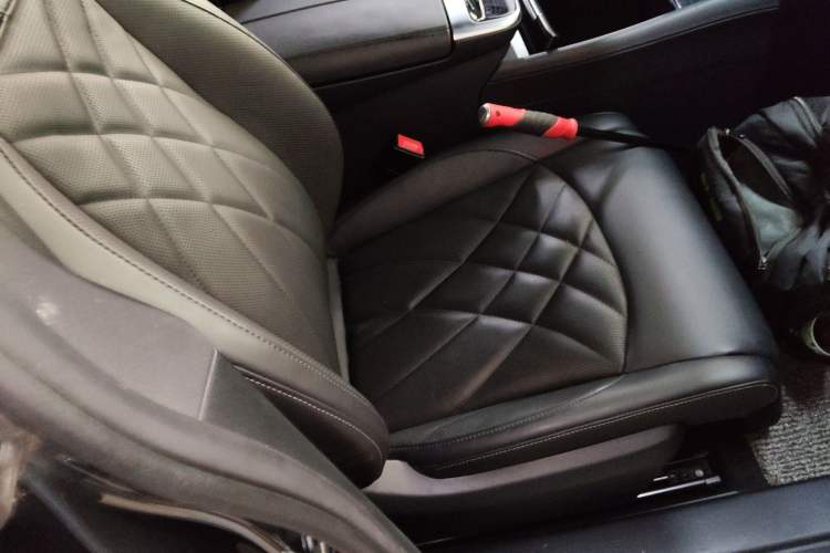 Used Rising R7 2022 Standard Advanced Version Right Front Seat