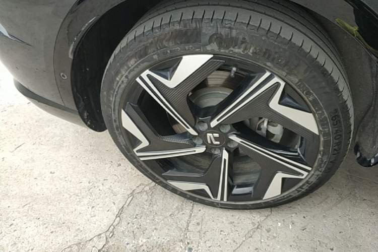Used Rising R7 2022 Flagship Advanced Edition Right Rear Wheel Hub
