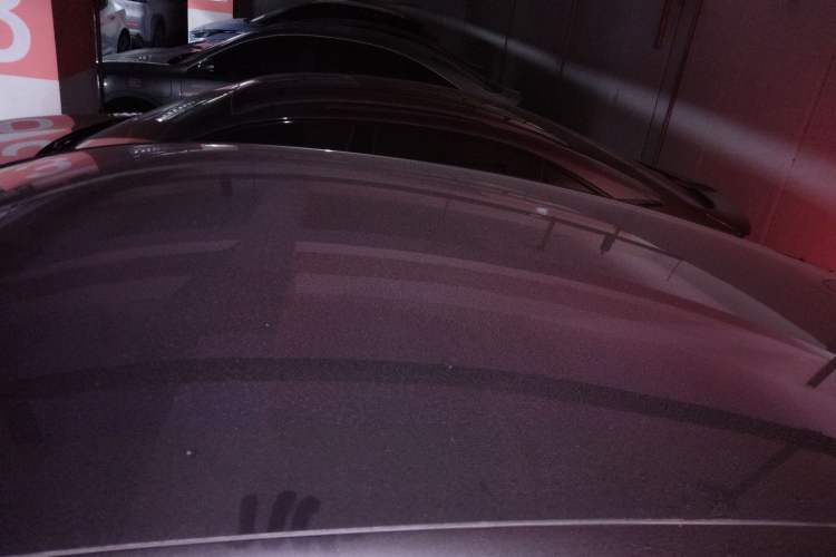 Used Rising R7 2022 Flagship Advanced Edition Roof