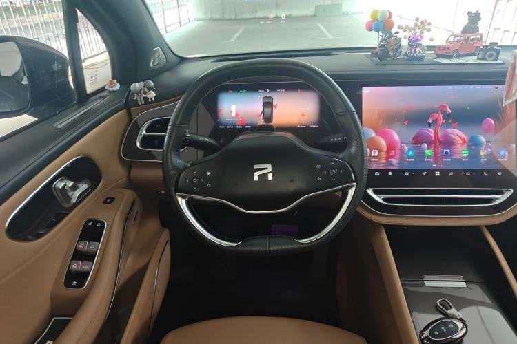Used Rising R7 2022 Long-Range Advanced Edition Steering Wheel