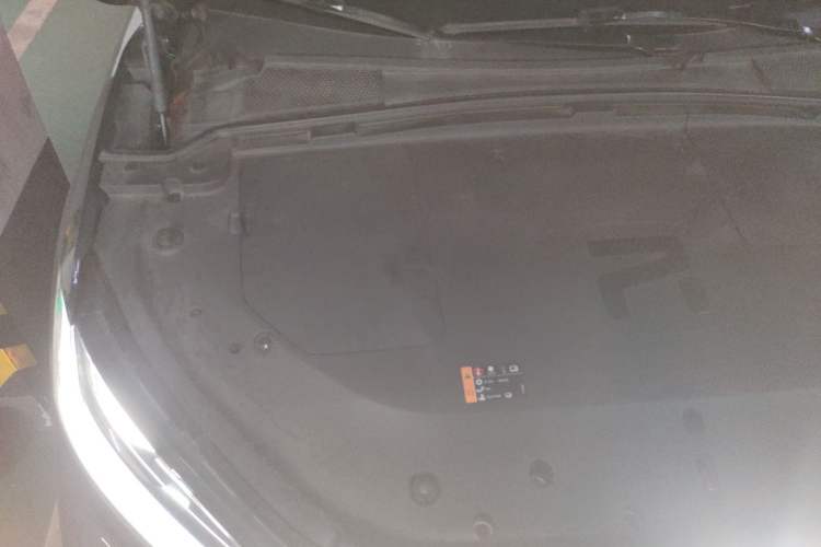 Used Rising R7 2022 Flagship Advanced Edition Engine Bay Right