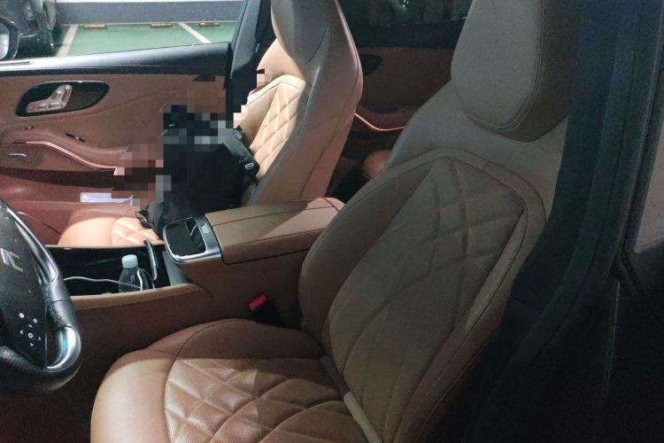 Used Rising R7 2022 Flagship Advanced Edition Left Front Seat