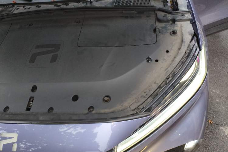 Used Rising R7 2022 Standard Advanced Version Engine Bay Left