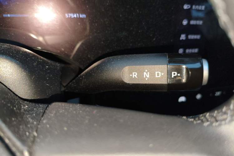 Used Rising R7 2022 Standard Advanced Version Gear Lever