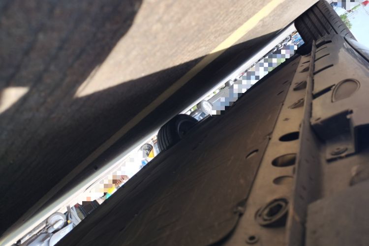 Used Rising R7 2022 Long-Range Advanced Edition Chassis Front Right