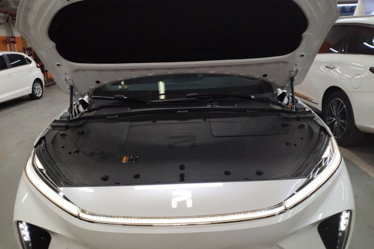 Used Rising R7 2022 High-Performance Advanced Edition Engine Bay