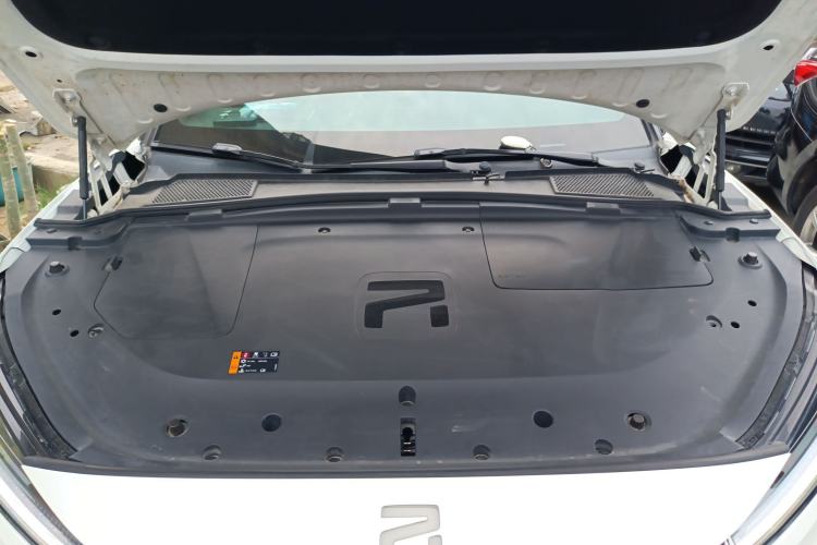 Used Rising R7 2022 Long-Range Advanced Edition Engine Bay