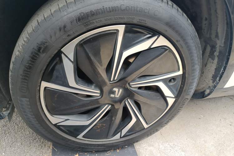 Used Rising R7 2022 Long-Range Advanced Edition Exterior 7
