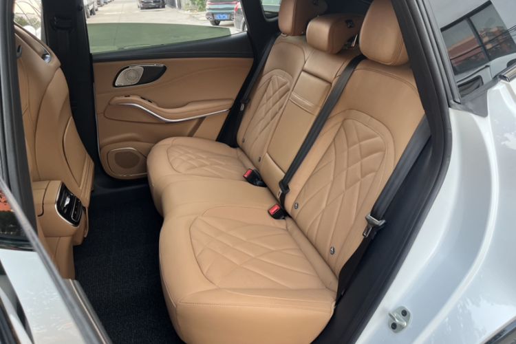Used Rising R7 2022 Flagship Advanced Edition Interior 4