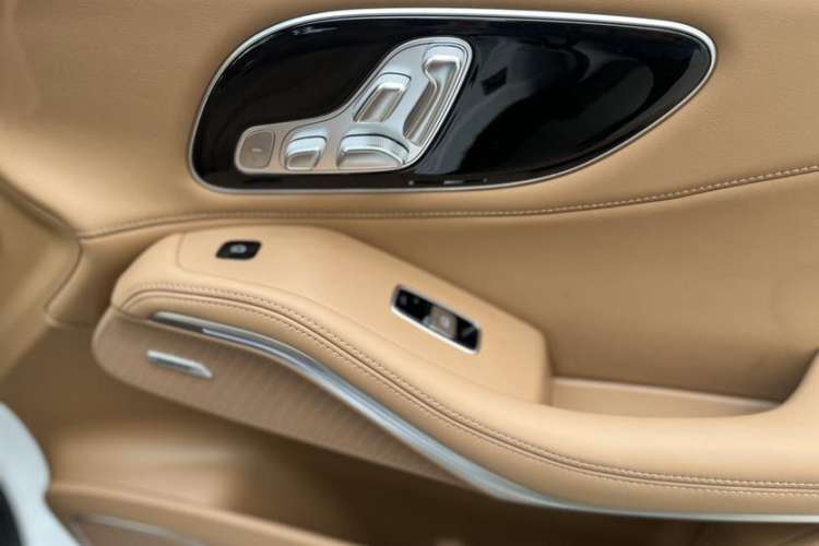 Used Rising R7 2022 Flagship Advanced Edition Interior 7