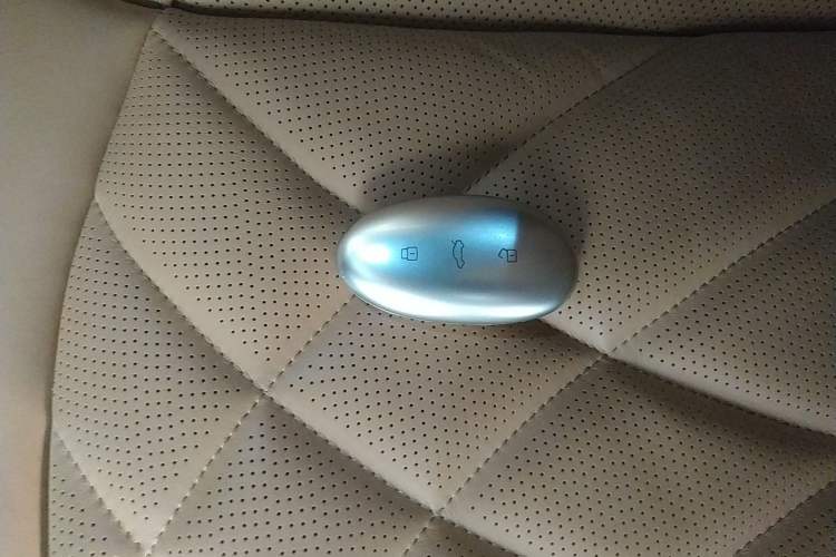 Used Rising R7 2022 Flagship Advanced Edition Vehicle Key