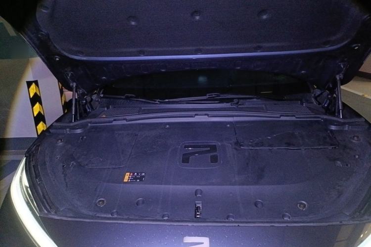 Used Rising R7 2023 Performance Screen Pro Edition Engine Bay