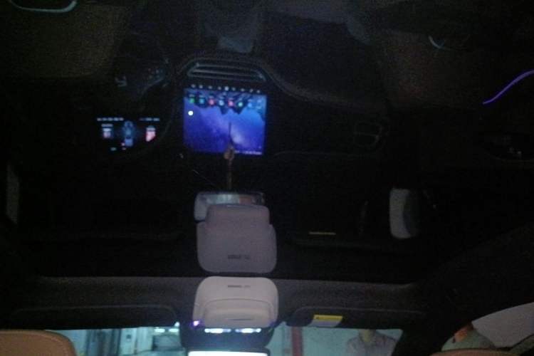 Used Rising R7 2023 Performance Screen Pro Edition Headliner