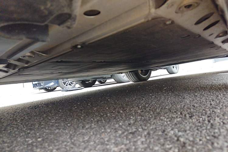 Used Rising R7 2023 Long-Lasting Screen King Edition Chassis Front Left