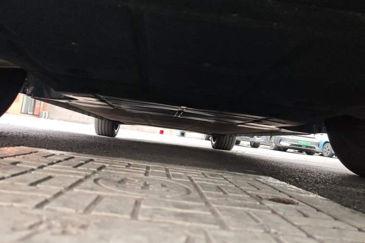 Used Rising R7 2023 Long-Lasting Screen King Edition Chassis Front