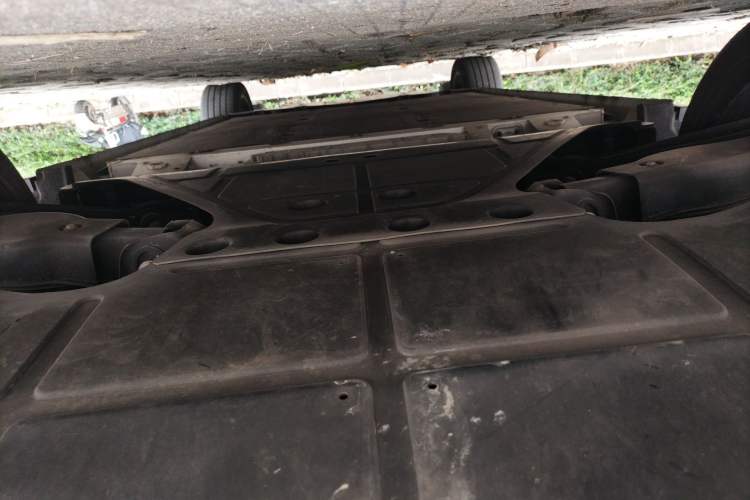 Used Rising R7 2023 Long-Lasting Screen King Edition Chassis Rear