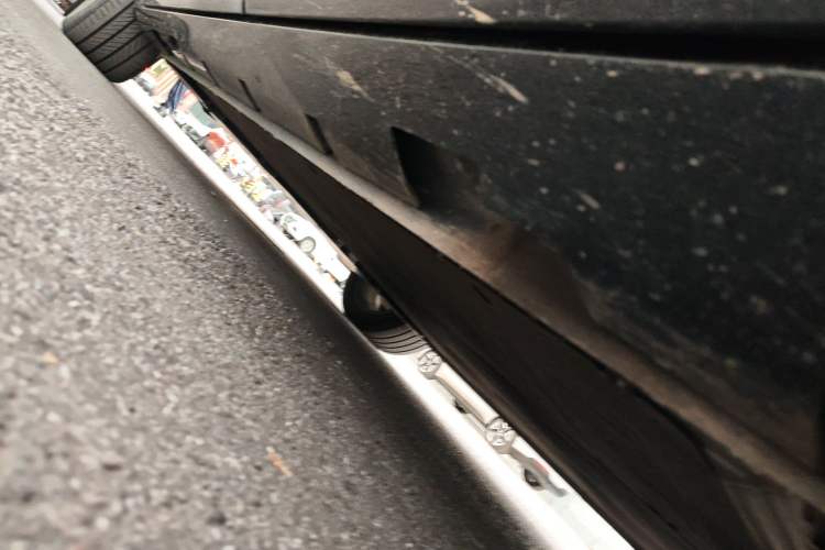 Used Rising R7 2023 Long-Lasting Screen King Edition Chassis Rear Left