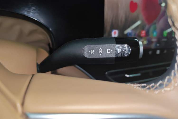 Used Rising R7 2023 Rear-Drive Screen King Pro Edition Gear Lever
