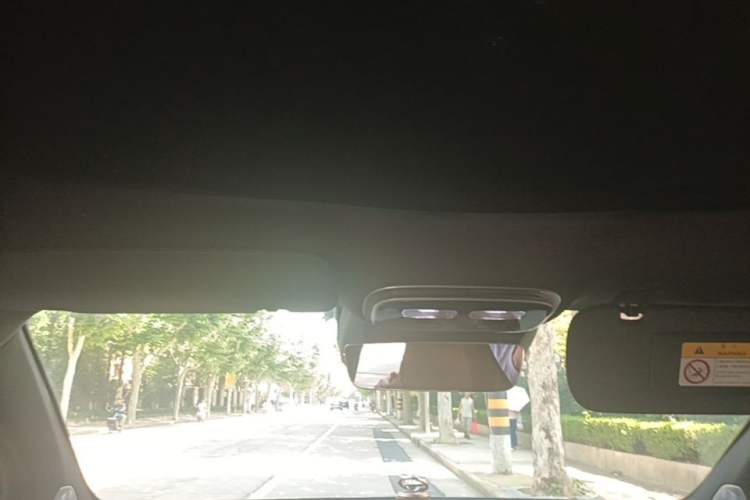 Used Rising R7 2023 Rear-Drive Screen King Pro Edition Headliner
