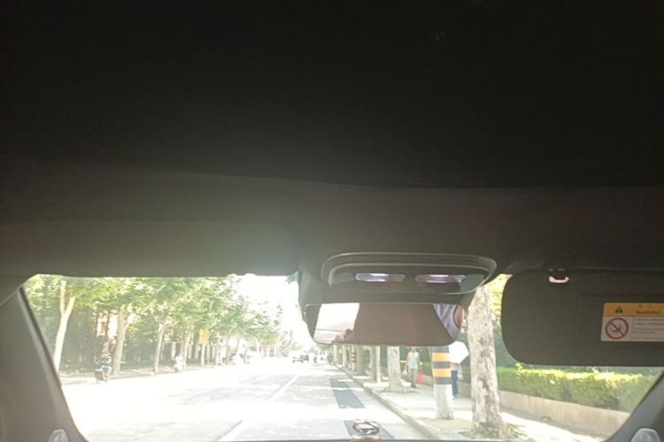 Used Rising R7 2023 Rear-Drive Screen King Pro Edition Headliner