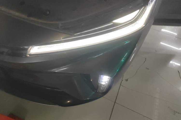 Used Rising R7 2023 Rear-Drive Screen King Pro Edition Left Front Headlight