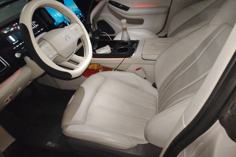 Used Rising R7 2023 Rear-Drive Screen King Edition Left Front Seat