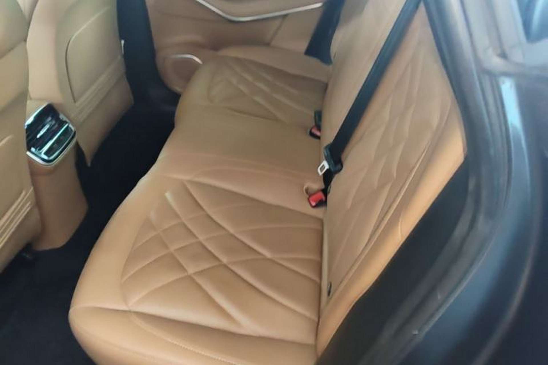 Used Rising R7 2023 Rear-Drive Screen King Edition Left Rear Seat