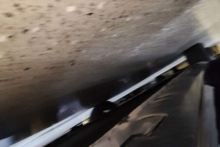 Used Rising R7 2023 Rear-Drive Screen King Edition Left Side Sill