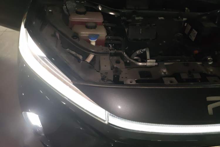 Used Rising R7 2023 Long-Lasting Screen King Edition Right Front Headlight