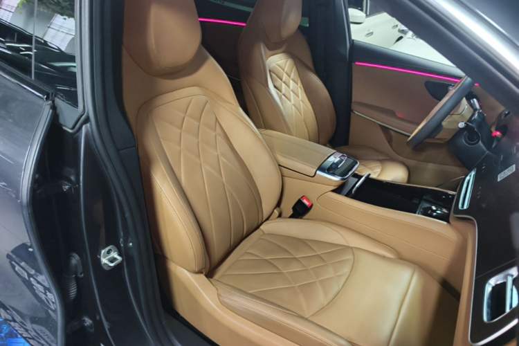 Used Rising R7 2023 Flagship Edition Right Front Seat